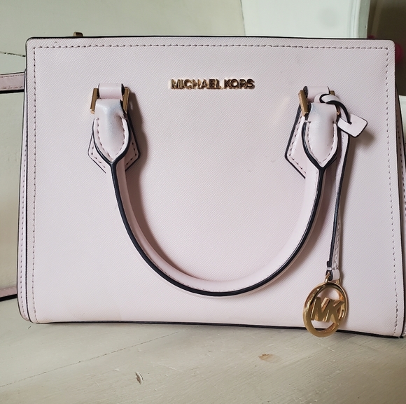 Michael Kors purse - Picture 1 of 7